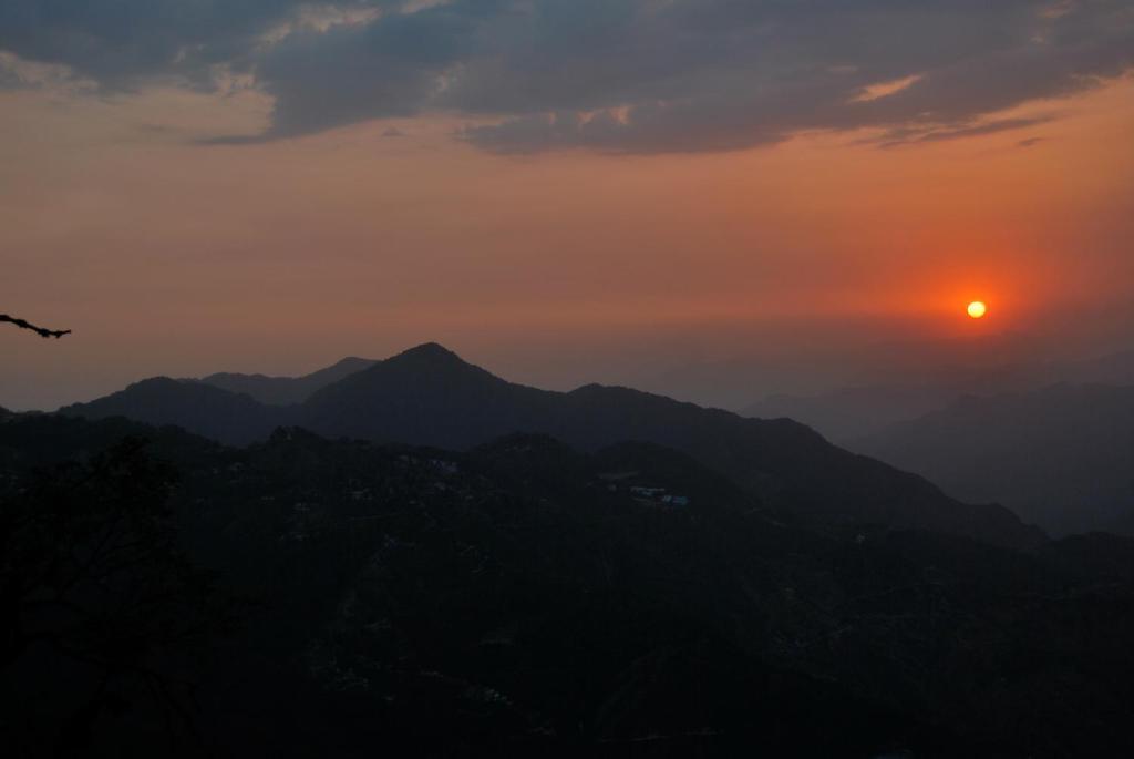 Ilbert Manor Hotel Mussoorie Eksteriør billede